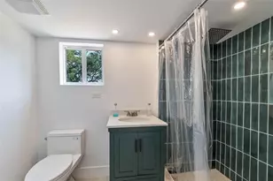 833 E 12th Ave, New Smyrna Beach, FL 32169 - Photo 17