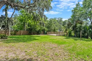 704 Lynn Ave, New Smyrna Beach, FL 32168 - Photo 23