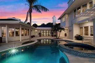 1215 Commodore Dr, New Smyrna Beach, FL 32168 - Photo 1