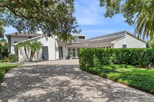 1215 Commodore Dr, New Smyrna Beach, FL 32168 - Photo 15