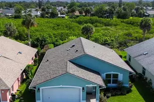 1327 Wayne Ave, New Smyrna Beach, FL 32168 - Photo 1