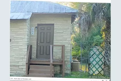 585 Washington Street, New Smyrna Beach, FL 32168 - Photo 1