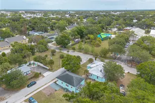 585 Washington St, New Smyrna Beach, FL 32168 - Photo 17