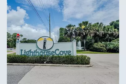 415 Sioux Boulevard, Oak Hill, FL 32759 - Photo 5