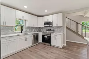 2005 Sunny Ln, New Smyrna Beach, FL 32168 - Photo 5