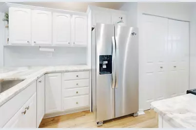 454 Bouchelle Drive #202, New Smyrna Beach, FL 32169 - Photo 5