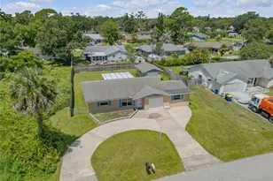 2416 Pine Tree Dr, Edgewater, FL 32141 - Photo 3