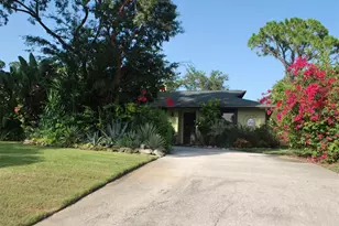 2813 Sabal Palm Dr, Edgewater, FL 32141 - Photo 1