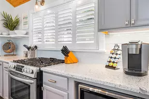 305 Live Oak, New Smyrna Beach, FL 32168 - Photo 21