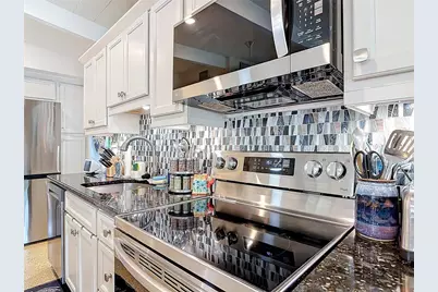 657 S Pine Street, New Smyrna Beach, FL 32169 - Photo 7