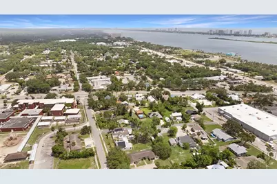 312 Dunlawton Avenue, Port Orange, FL 32127 - Photo 23