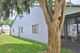 2263 Deerwood Dr, New Smyrna Beach, FL 32168 - Photo 3