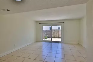 437 N Oleander Ave, Daytona Beach, FL 32118 - Photo 11