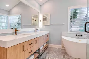 205 Ocean Dr, New Smyrna Beach, FL 32169 - Photo 23