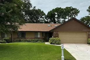 31 Lake Fairgreen Cir, New Smyrna Beach, FL 32168 - Photo 1
