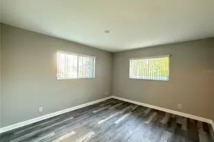 105 Wimbledon Ct, Port Orange, FL 32127 - Photo 9