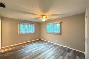 105 Wimbledon Ct, Port Orange, FL 32127 - Photo 17