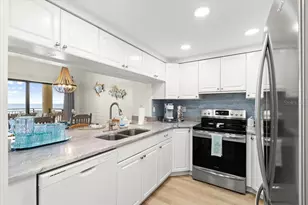 2121 Hill St, New Smyrna Beach, FL 32169 - Photo 11