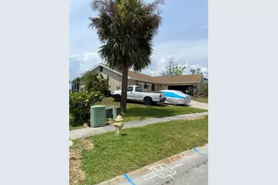 262 Fry Terrace SE, Port Charlotte, FL 33952 - Photo 13