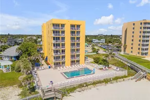 425 S Atlantic Ave, New Smyrna Beach, FL 32169 - Photo 1