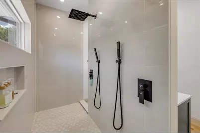 3211 Saxon Drive, New Smyrna Beach, FL 32169 - Photo 35