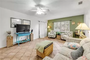 319 Columbus Ave, New Smyrna Beach, FL 32169 - Photo 5