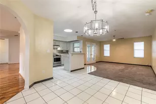 923 Sand Crest Dr, Port Orange, FL 32127 - Photo 3