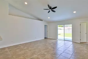 2520 Pine Tree Dr, Edgewater, FL 32141 - Photo 23