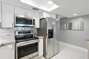 2937 S Atlantic Ave, Daytona Beach, FL 32118 - Photo 13