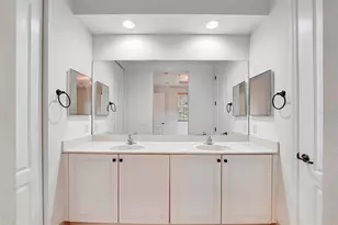 454 SW 147th Ave, Pembroke Pines, FL 33027 - Photo 23