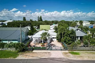 202 S Cooper St, New Smyrna Beach, FL 32169 - Photo 3