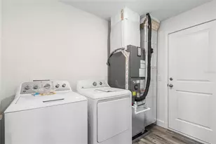 1722 NW 2nd Pl, Cape Coral, FL 33993 - Photo 17