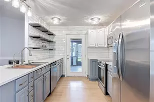 2304 Date Palm Dr, Edgewater, FL 32141 - Photo 3