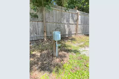 251 S US Highway 1, Oak Hill, FL 32759 - Photo 15