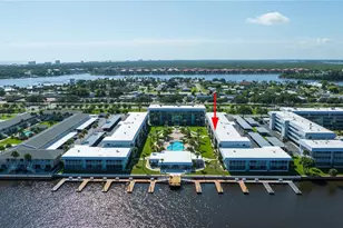 325 N Causeway, New Smyrna Beach, FL 32169 - Photo 1