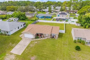 2726 Evergreen Dr, Edgewater, FL 32141 - Photo 33