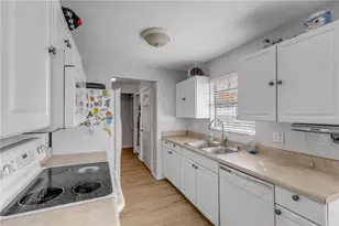 1160 13th St, Daytona Beach, FL 32117 - Photo 3