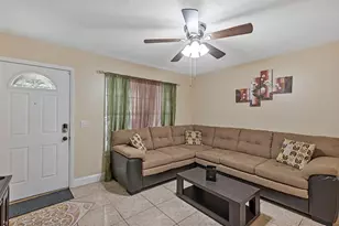 819 Nelson Dr, Kissimmee, FL 34758 - Photo 7