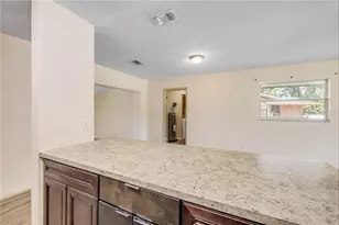 1060 E Patrick Cir, Daytona Beach, FL 32117 - Photo 13