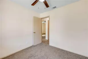 1060 E Patrick Cir, Daytona Beach, FL 32117 - Photo 21