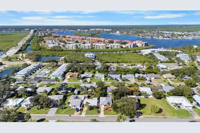 638 S Pine Street, New Smyrna Beach, FL 32169 - Photo 31