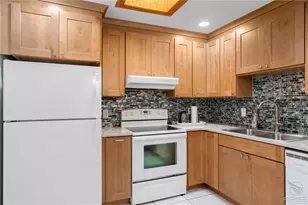 638 S Pine St, New Smyrna Beach, FL 32169 - Photo 21