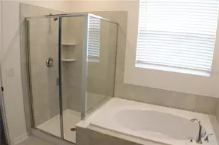 5310 Diamondleaf Dr, Edgewater, FL 32141 - Photo 11