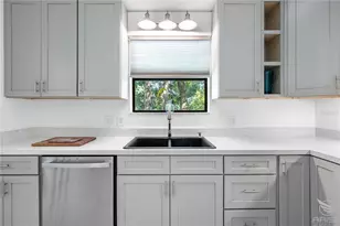 734 Pine Shores Cir, New Smyrna Beach, FL 32168 - Photo 11