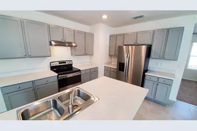 140 Old Mill Pond Road, Edgewater, FL 32141 - Photo 3