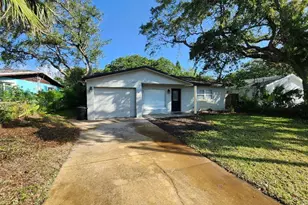 798 E 11th Ave, New Smyrna Beach, FL 32169 - Photo 1