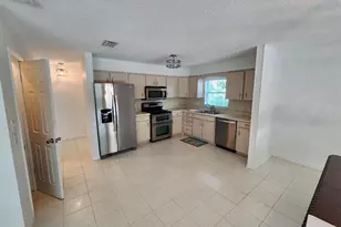 798 E 11th Ave, New Smyrna Beach, FL 32169 - Photo 3