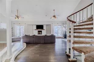 821 Highpoint Dr, Port Orange, FL 32127 - Photo 7