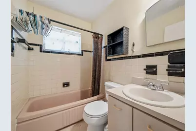 813 E 8th Avenue, New Smyrna Beach, FL 32169 - Photo 13