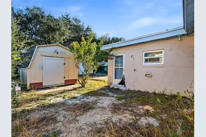 813 E 8th Avenue, New Smyrna Beach, FL 32169 - Photo 35